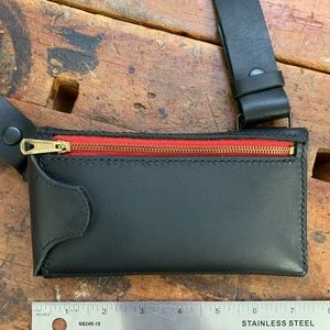 Crossbody Bag Black Leather Red detailing OAK